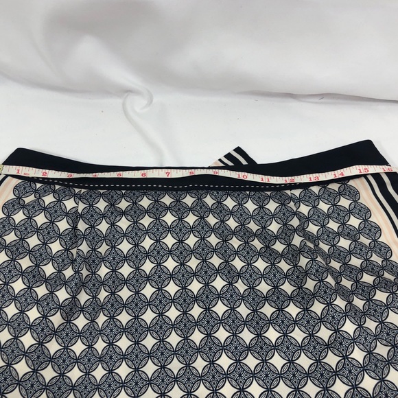 Ann Taylor skirt size 8 - Picture 8 of 8
